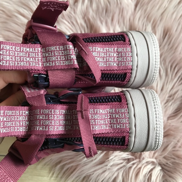 Nike women’s air force 1 mid size 7 - Picture 7 of 8